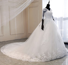Load image into Gallery viewer, Ball Gown Wedding Dress