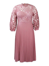 Load image into Gallery viewer, Elegant Lace Cutout Midi Dress