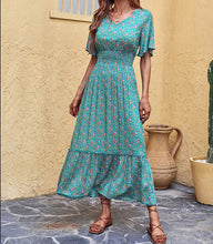 Load image into Gallery viewer, V-Neck Flower Print Maxi Dress