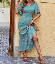 Load image into Gallery viewer, V-Neck Flower Print Maxi Dress