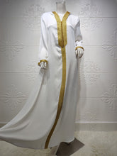 Load image into Gallery viewer, Hooded Arabic Abaya
