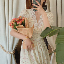 Load image into Gallery viewer, Mini Flowers Maxi Dress
